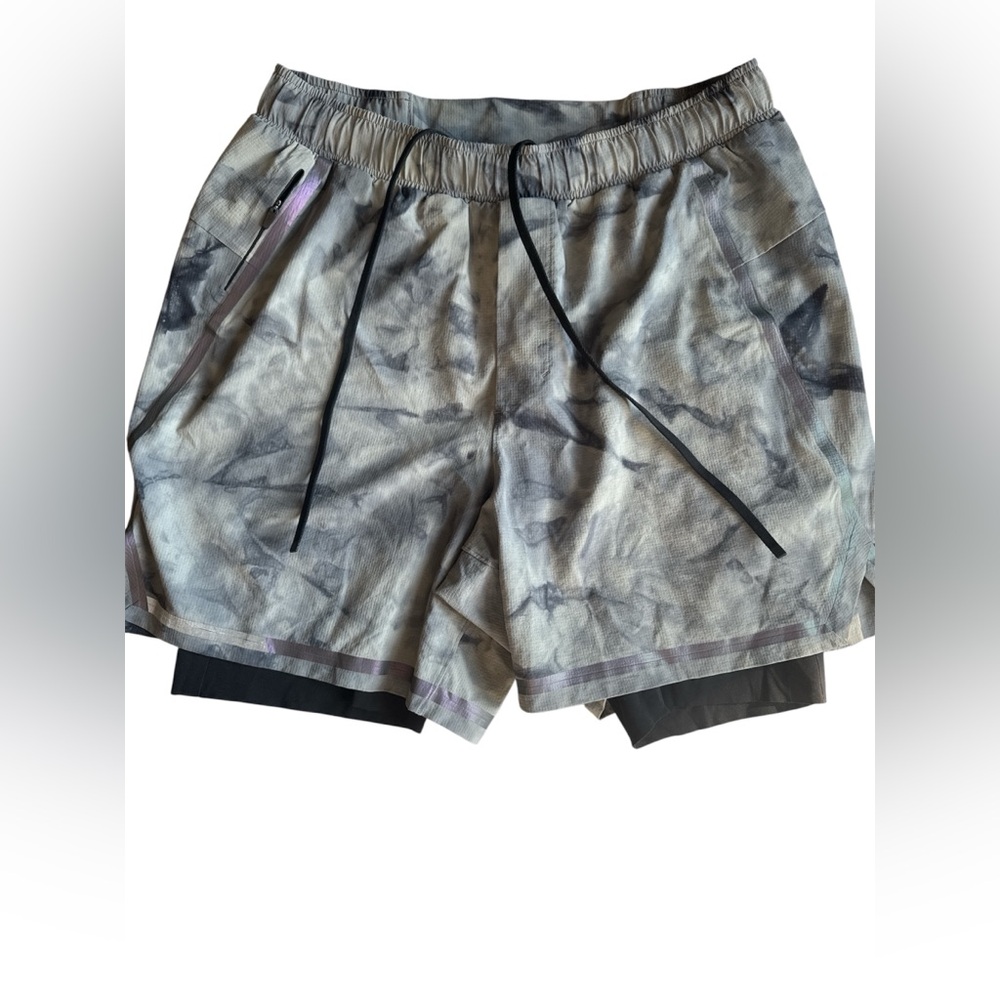 Lululemon Pace Breaker Out Of Mind liner Shorts Size M